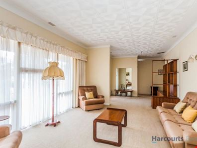 1572 Albany Highway, Beckenham WA 6107