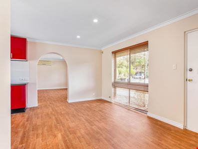 10 Taplow Court, Kelmscott WA 6111