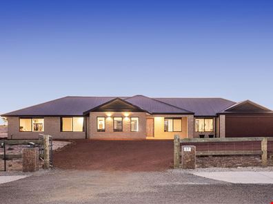 27 Nyingarn Way, Chittering WA 6084