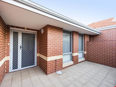 69/84 Collick Street, Hilton WA 6163