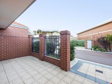 69/84 Collick Street, Hilton WA 6163