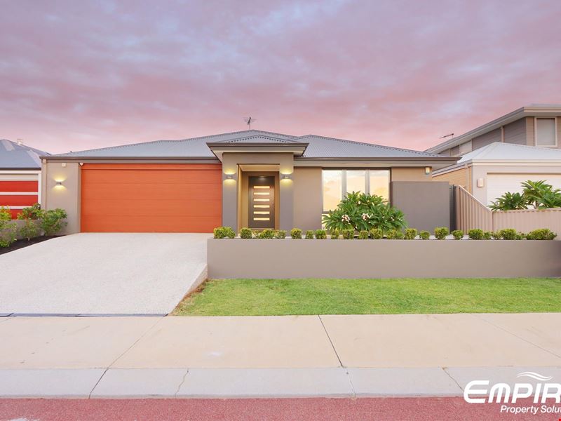 12 Monger Road, Lake Coogee WA 6166