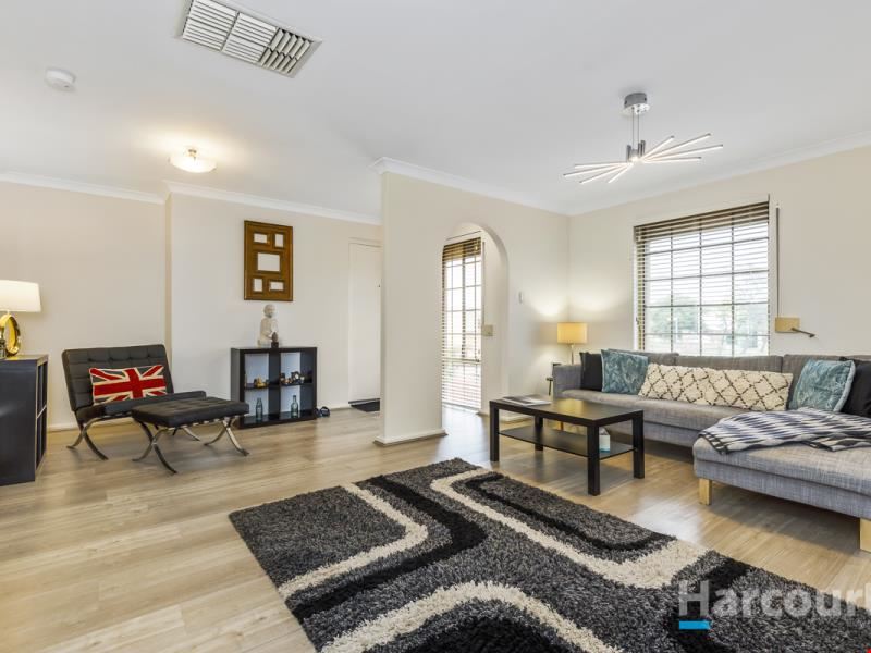 1/1 Freeland Way, Eden Hill WA 6054