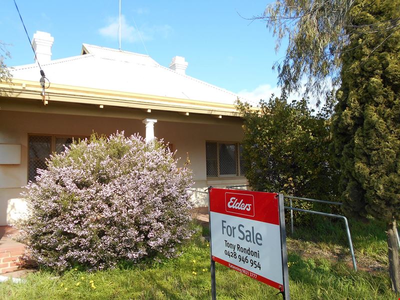 6 Claude Street, Katanning WA 6317