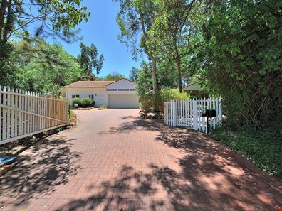 90 Forrest Street, Sawyers Valley WA 6074