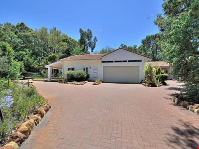 90 Forrest Street, Sawyers Valley WA 6074
