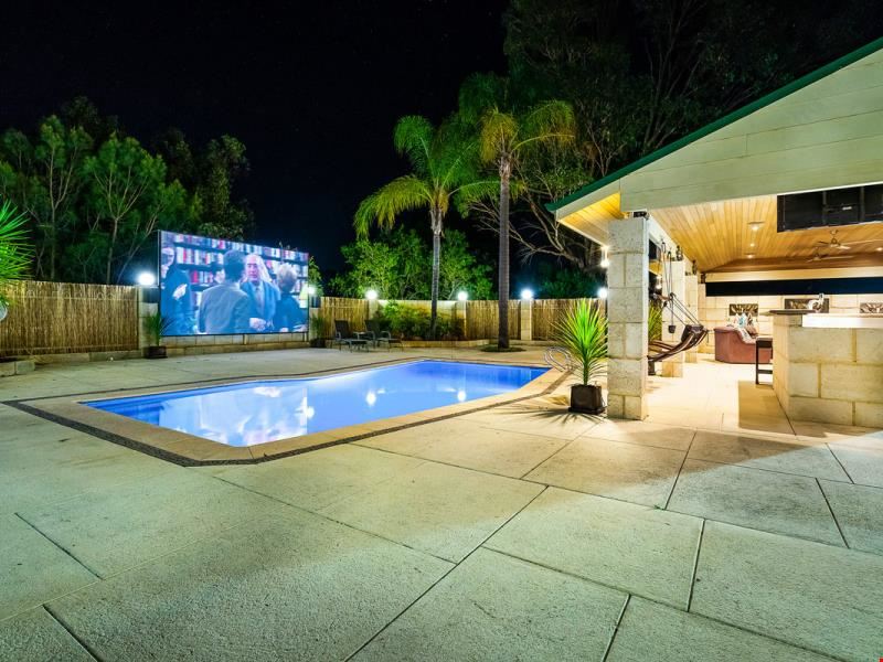 23 Lakelands Drive, Gnangara WA 6077