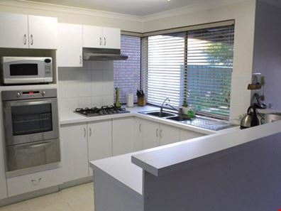 17 Ellen Brook Drive, The Vines WA 6069