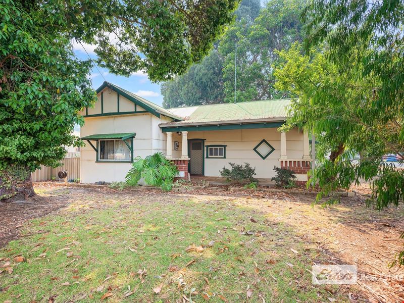 34 Harper Street, Harvey WA 6220