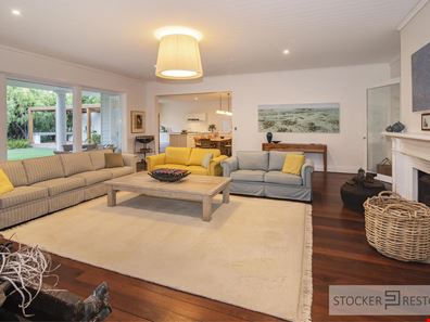 38 Fern Road, Eagle Bay WA 6281