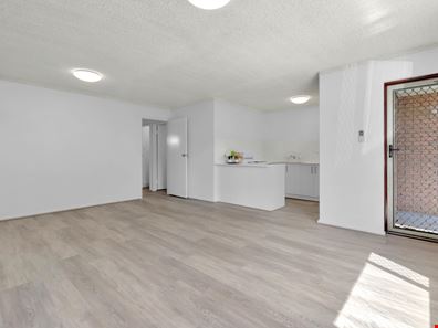 1/79 Leonard Street, Victoria Park WA 6100