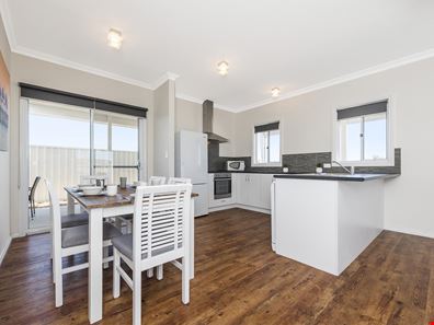 9 Davis Way, Lancelin WA 6044