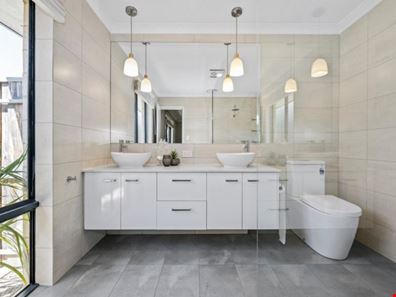 20 Chatsworth Drive, Erskine WA 6210