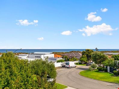 27 Talgarth Way, City Beach WA 6015