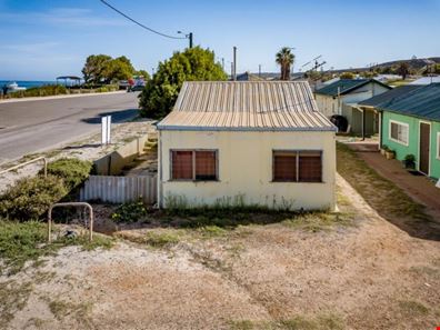 31 Glance Street, Horrocks WA 6535
