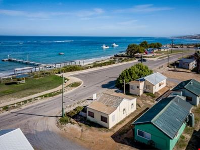 31 Glance Street, Horrocks WA 6535