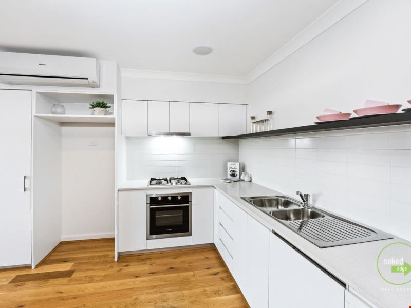 4/1 Glenariff Boulevard, Canning Vale WA 6155