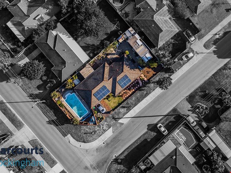 99 Unnaro Street, Hillman WA 6168