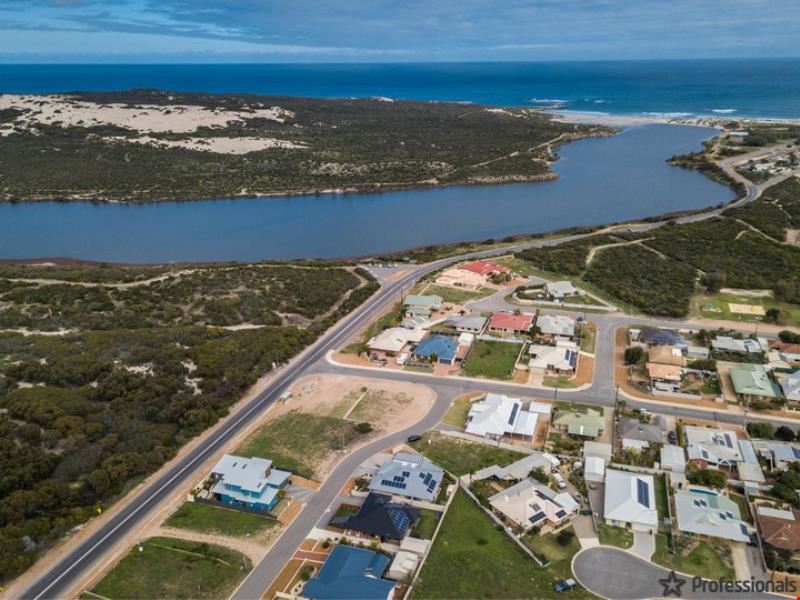 4 River Drive, Cape Burney WA 6532