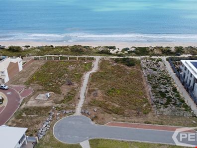 2B Seawind Drive, Silver Sands WA 6210