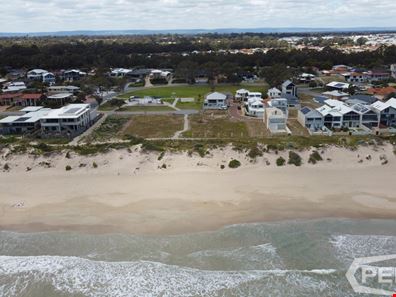 2B Seawind Drive, Silver Sands WA 6210