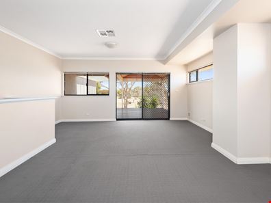 86 Aslett Drive, Karlkurla WA 6430