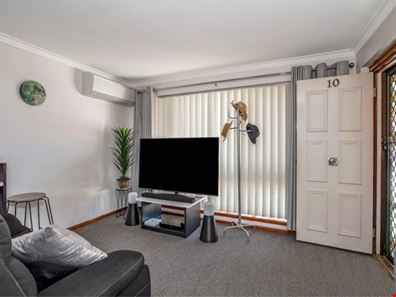 10/10 Hefron Street, Rockingham WA 6168