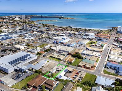 21A & B Sanford Street, Geraldton WA 6530