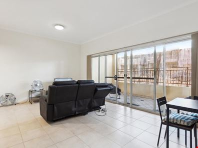 2/291 Ocean Keys Boulevard, Clarkson WA 6030