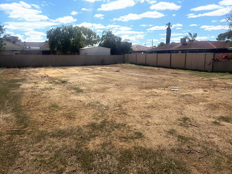 16 Solomon Street, Merredin WA 6415