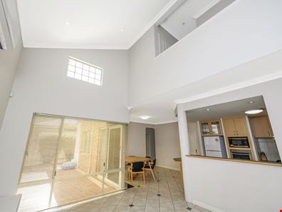 3/36 Henley Street, Como WA 6152