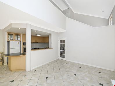 3/36 Henley Street, Como WA 6152