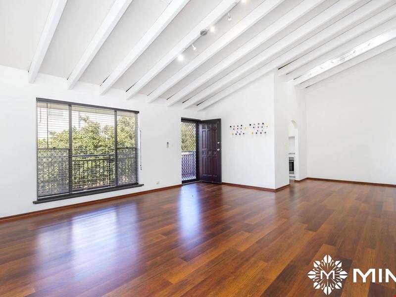 2/28 Stirling Highway, Nedlands WA 6009