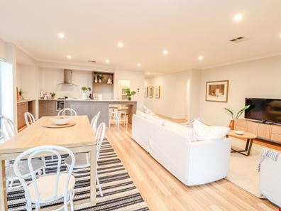 3 Gribble Circuit, Kealy WA 6280