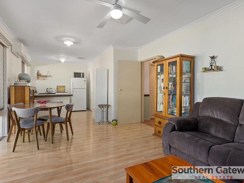 2/12 Partridge Street, Orelia WA 6167