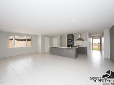 21 Mistral Crest, Glenfield WA 6532