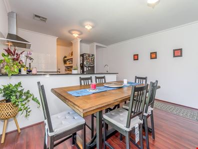 16 Mandalup Road, Haynes WA 6112