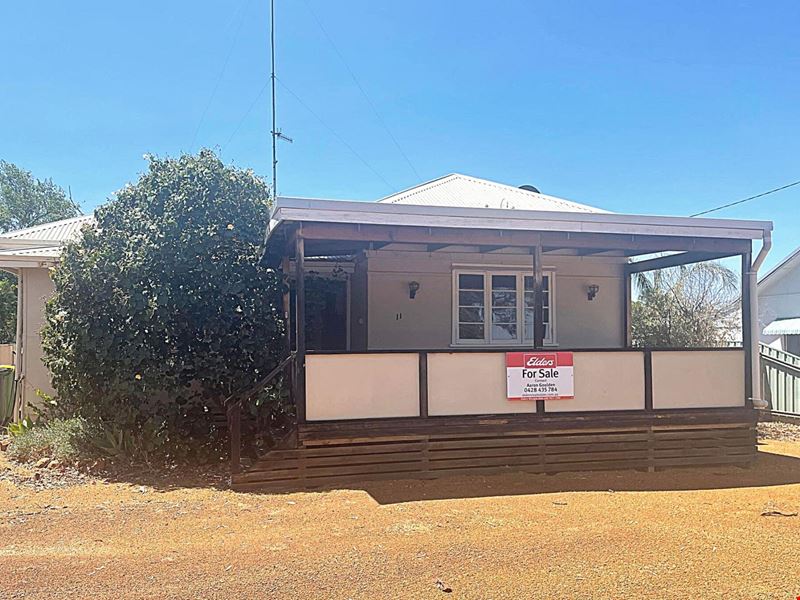 11 MARTIN STREET, Wongan Hills WA 6603
