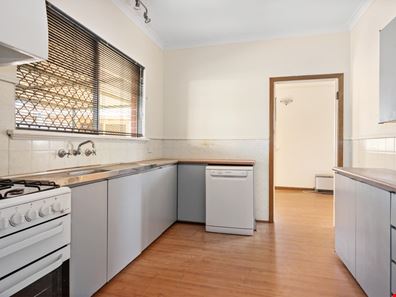 120 Ward Street, Lamington WA 6430