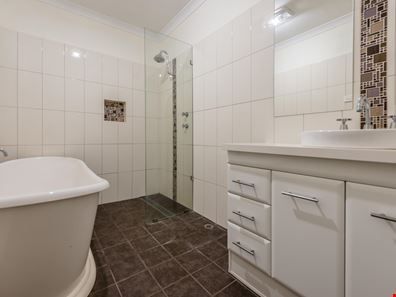 223 Fourth Street, Wonthella WA 6530