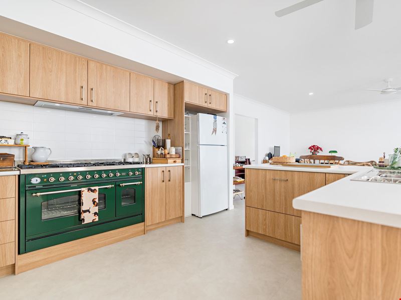 8 Abrolhos Street, Beresford WA 6530