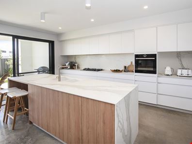 20 Hennessey Loop, Dunsborough WA 6281