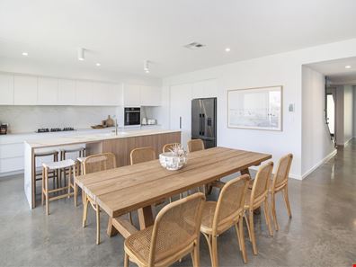 20 Hennessey Loop, Dunsborough WA 6281
