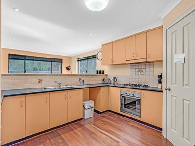 2/73 Adelaide Street, Busselton WA 6280