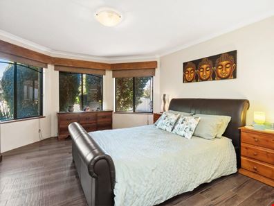 10 Tincurrin Drive, Southern River WA 6110