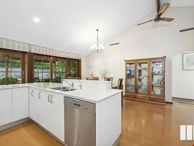 21A Pether Road, Manning WA 6152