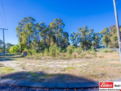 1 Cunningham Cres, Collie WA 6225
