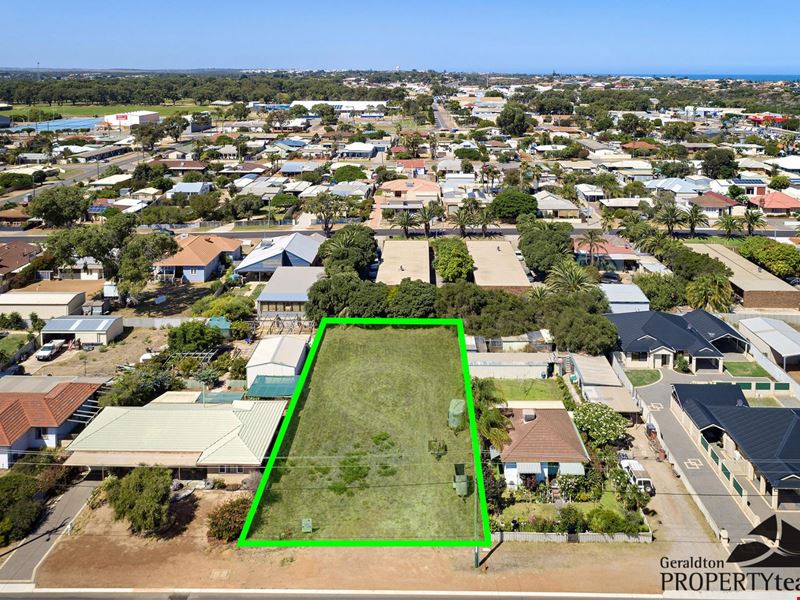 218 Fifth Street, Wonthella WA 6530