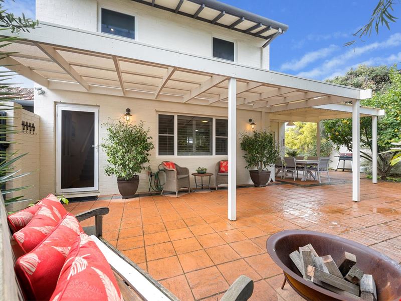 2/34 Fraser Street, East Fremantle WA 6158