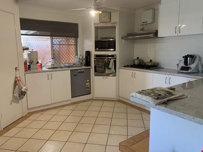 7 Mitchell Heights, Dongara WA 6525